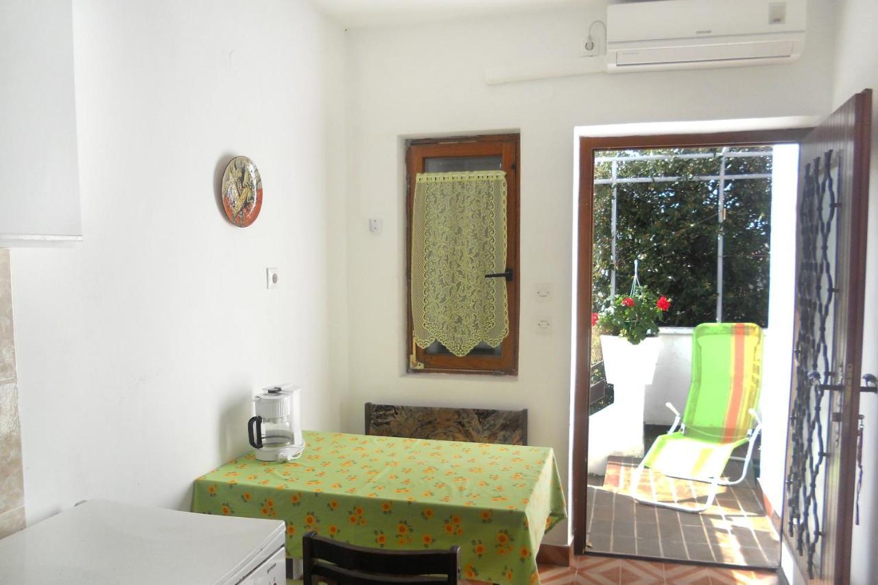 Apartment Supetarska Draga - Donja 5030A المظهر الخارجي الصورة