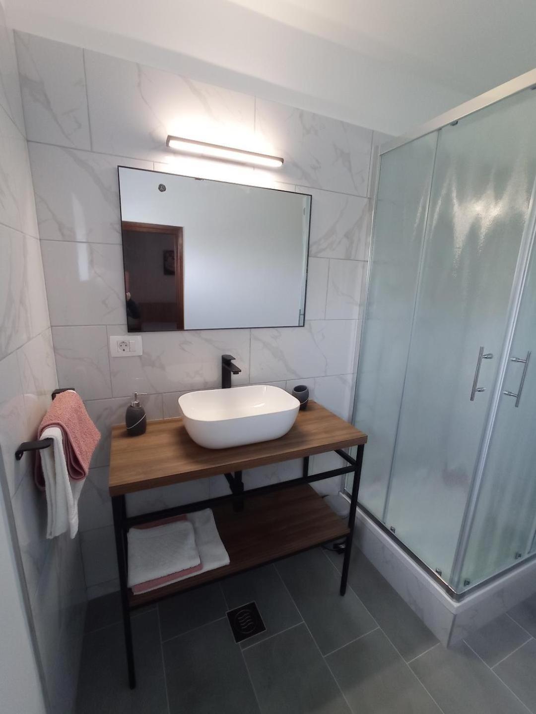 Apartment Supetarska Draga - Donja 5030A المظهر الخارجي الصورة